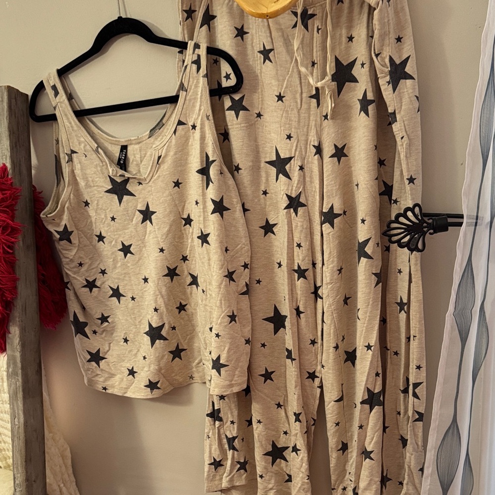 Torrid Beige Star Print Sleepwear